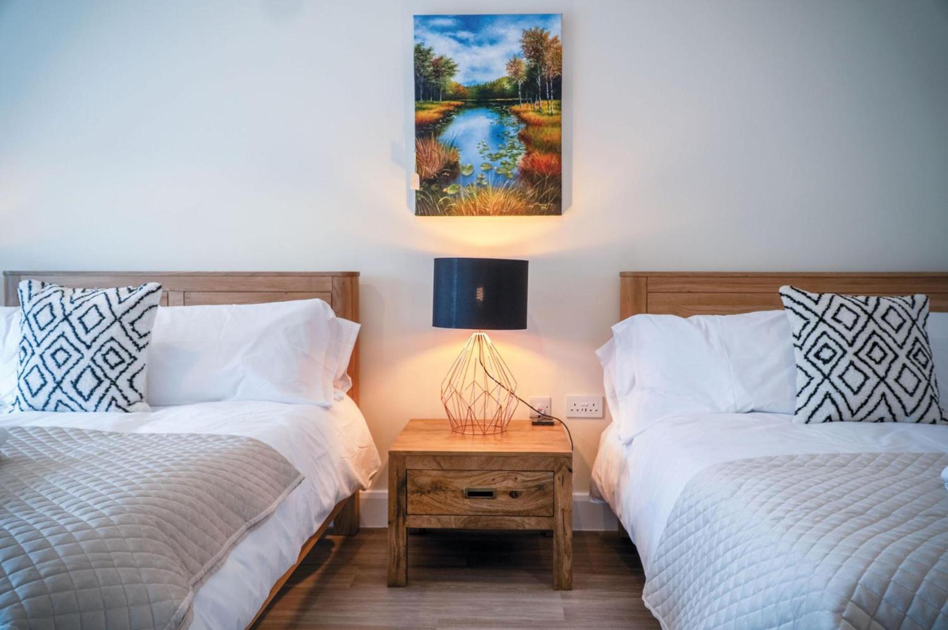 Suite 3 - Sleeping Giant Hotel - Pen Y Cae Inn Brecon Exterior foto
